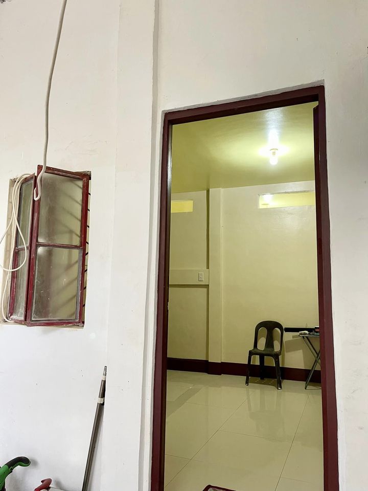 Room for rent in Brgy Rizal Makati near BGC