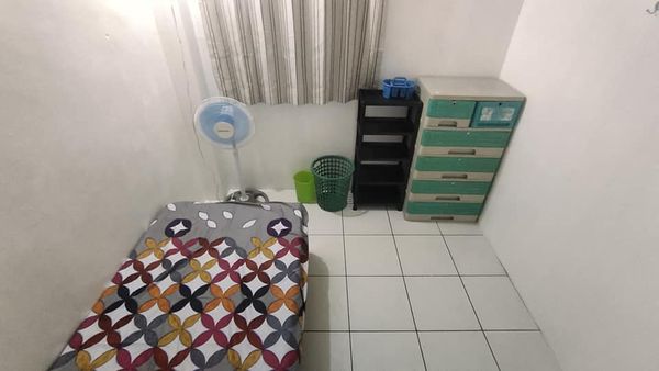 Bedspace for rent in Bacoor with motorcycle parking 3k