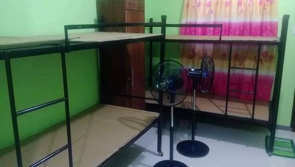 Bedspace for rent in Pembo Makati near Market Market and BGC with free WiFi