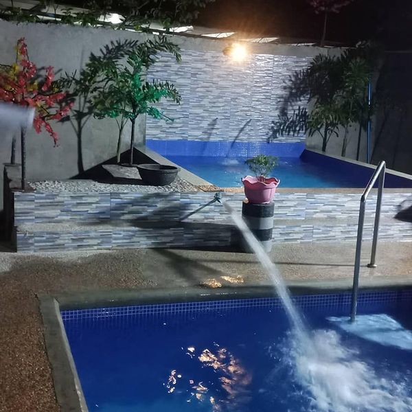 Overnight staycation for rent 15 pax with private pool pet friendly