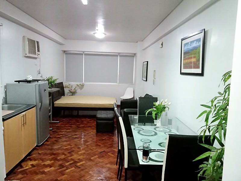 Condo Unit For Rent – 12th floor Tower 2 at The Columns Ayala