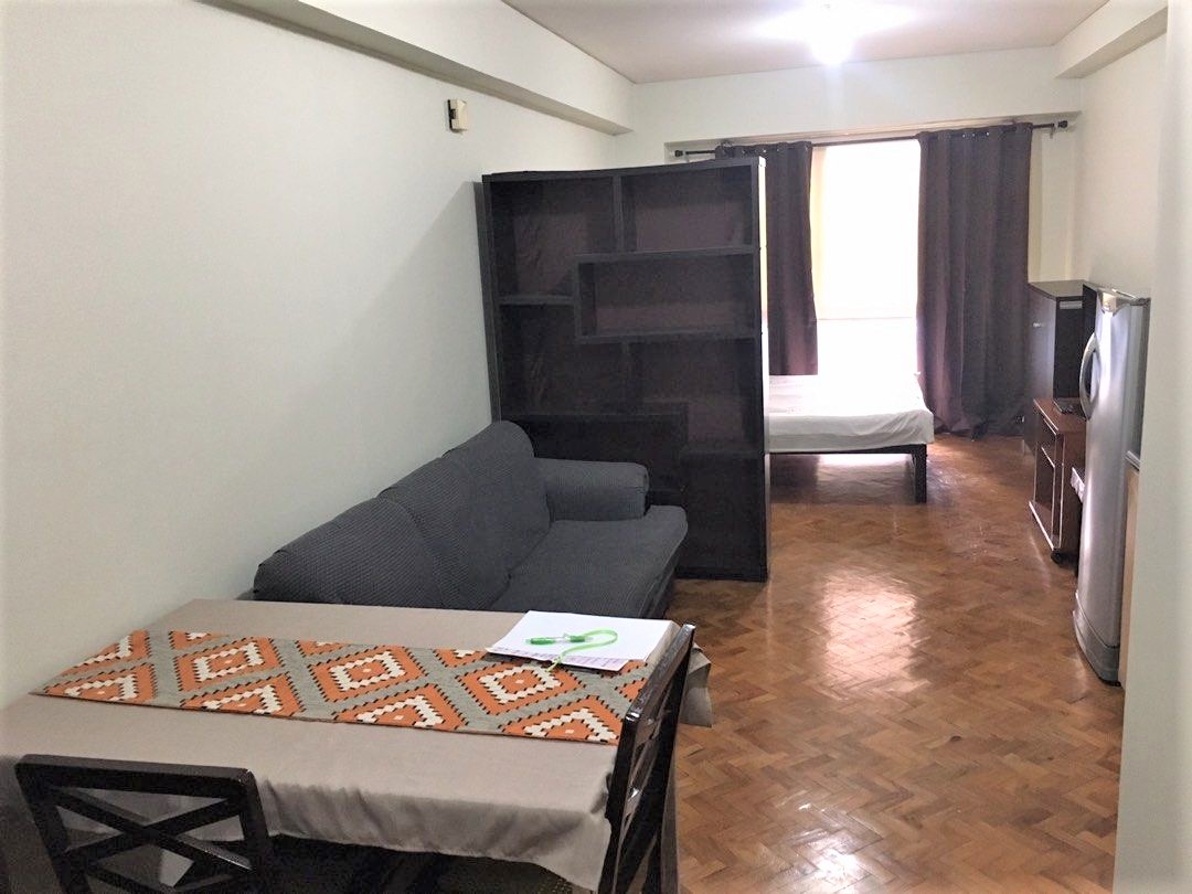 Condo Unit For Rent – 16th Floor at The Columns Ayala