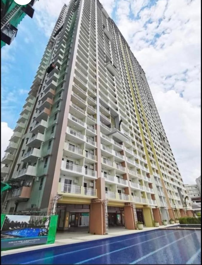 FOR RENT 1Br Bare unit with Parking – Torre de Manila by DMCI Homes