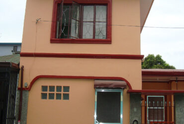SILENT NO FLOODING – 2 Floor Apartment w/ Rooftop for Rent – Sucat Paranaque