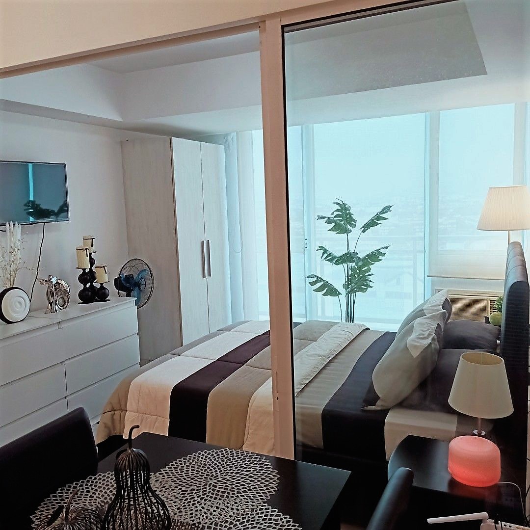 Condo Unit For Rent – 15th Floor St. Tropez Tower at Azure Urban Resort Residences