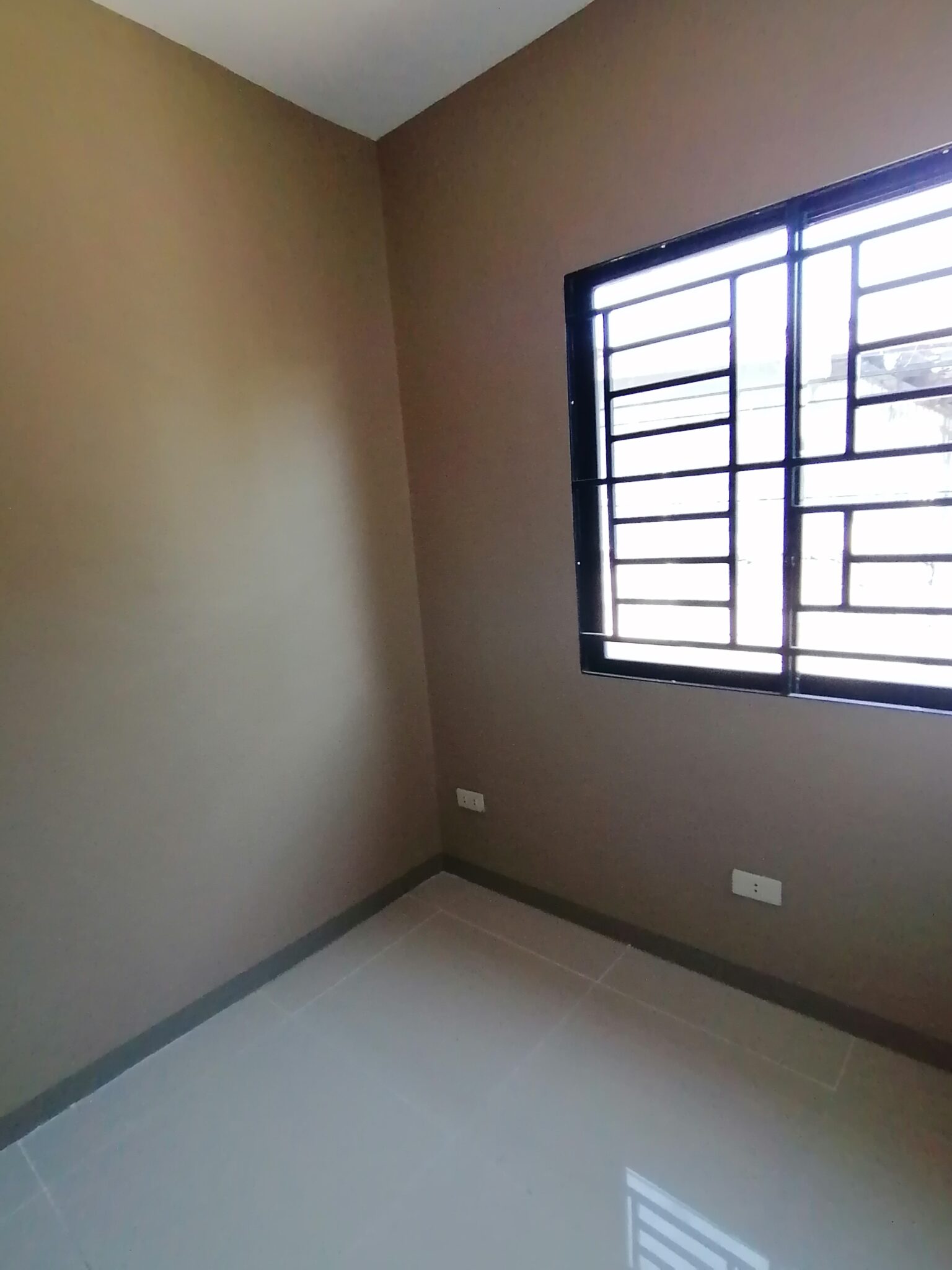 Private: Private: for rent townhouse in united paranaque subd 5 (ups5) sucat