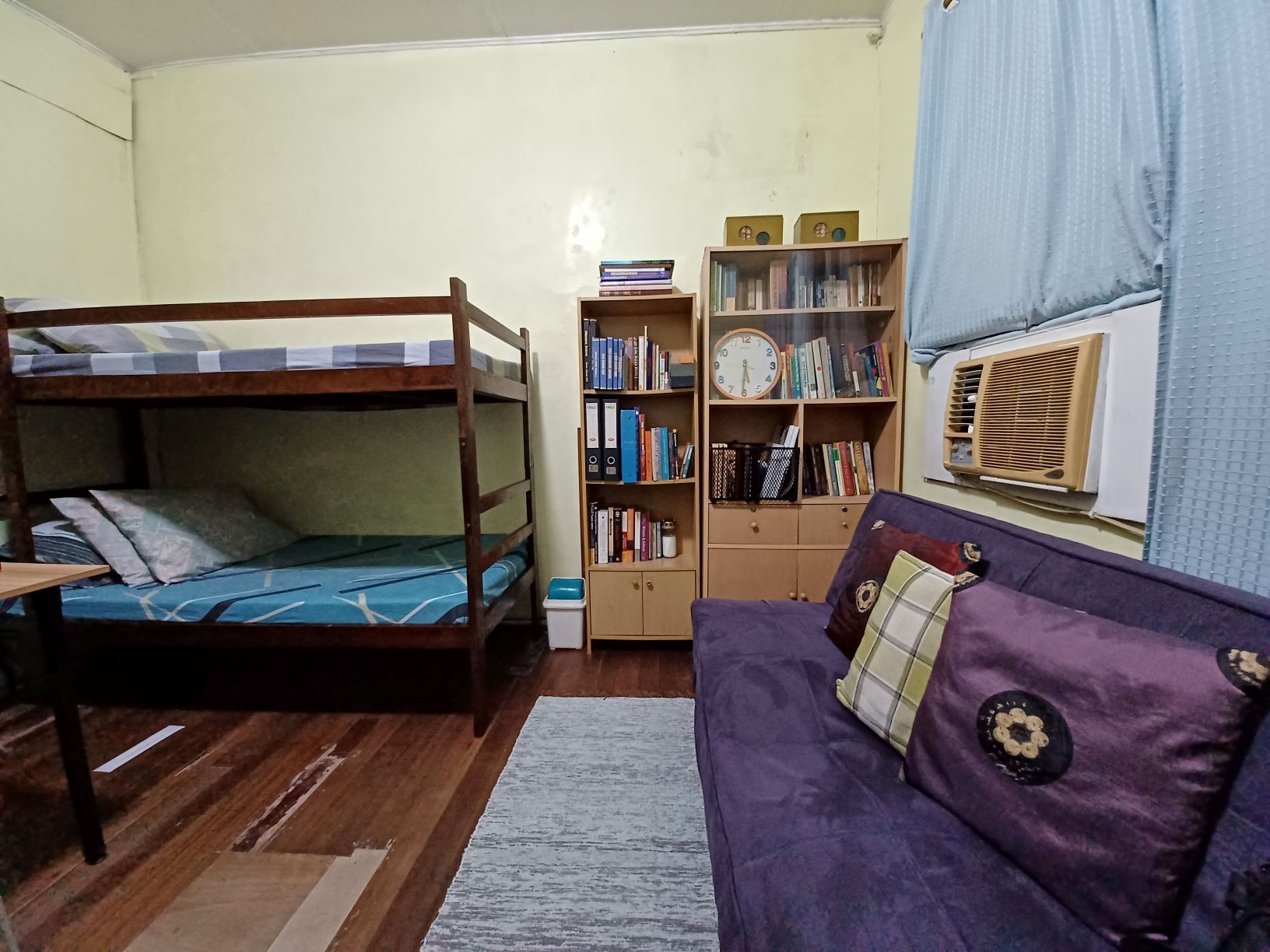 Makati room for male professionals