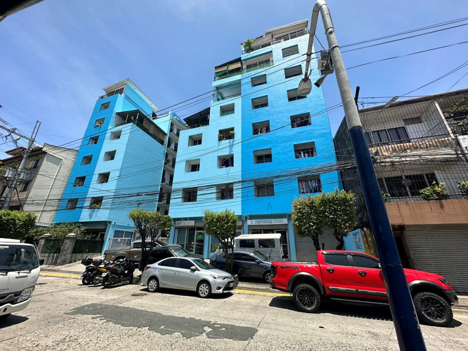 Private: COMMERCIAL RESIDENTIAL BUILDING with INCOME – Rush Sale !!!