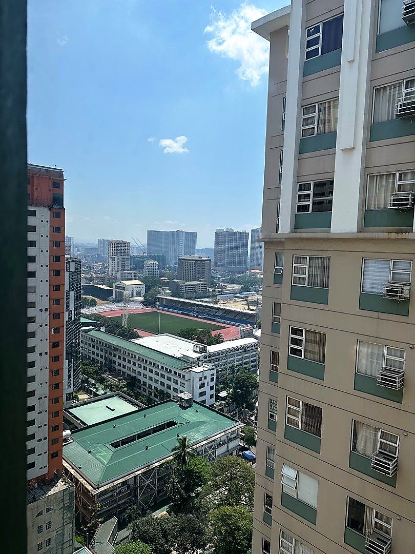 Condo Unit For Sale – 28th Floor East Tower at One Archers Place