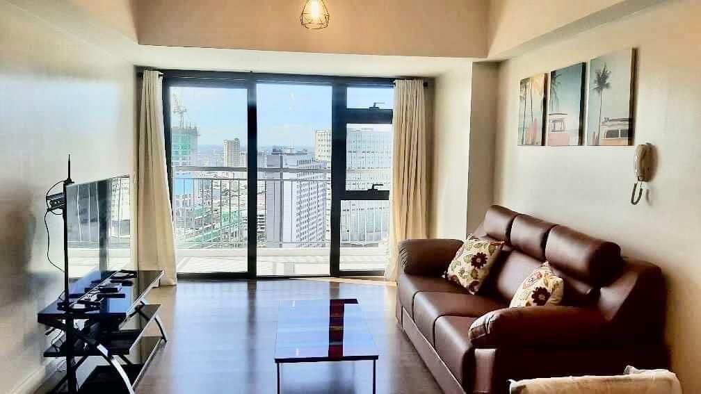 Condo Unit For Rent – 36th Floor at High Park Vertis