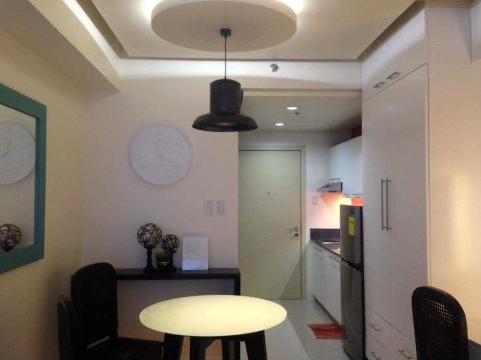 Condo Unit For Sale – 18th Floor at Blue Residences