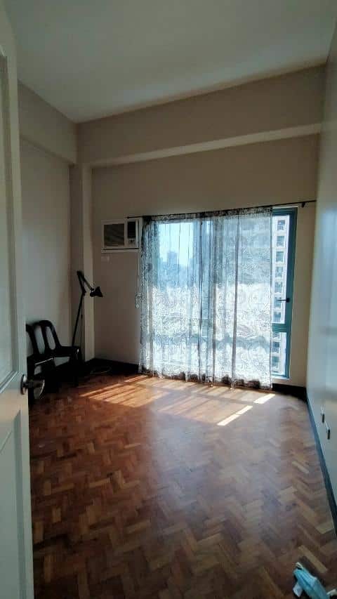 Condo Unit For Sale – 24th Floor (Penthouse) Heliconia Tower at Tivoli Garden Residences
