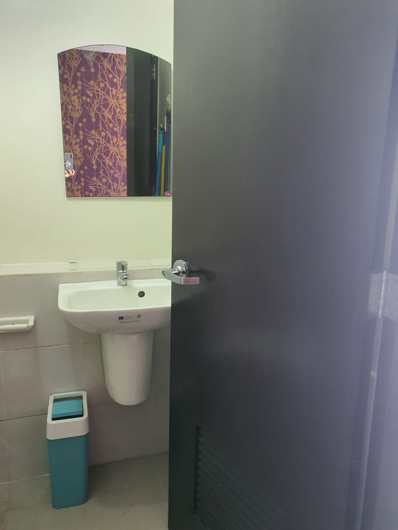 Private: Small Office/Home Office(SOHO) for Rent at Unit 301 Vinia Residences & Versaflats
